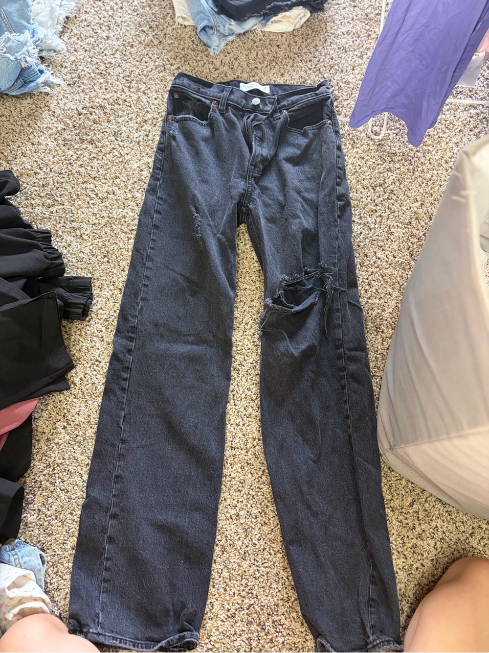 Abercrombie & Fitch Black 90s high rise Jeans